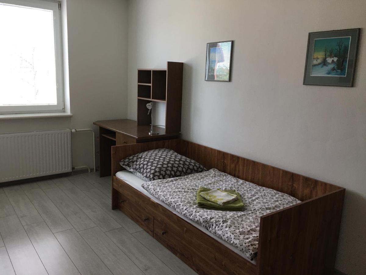 Apartman Krasna Vyhlidka Dolni Benesov Buitenkant foto